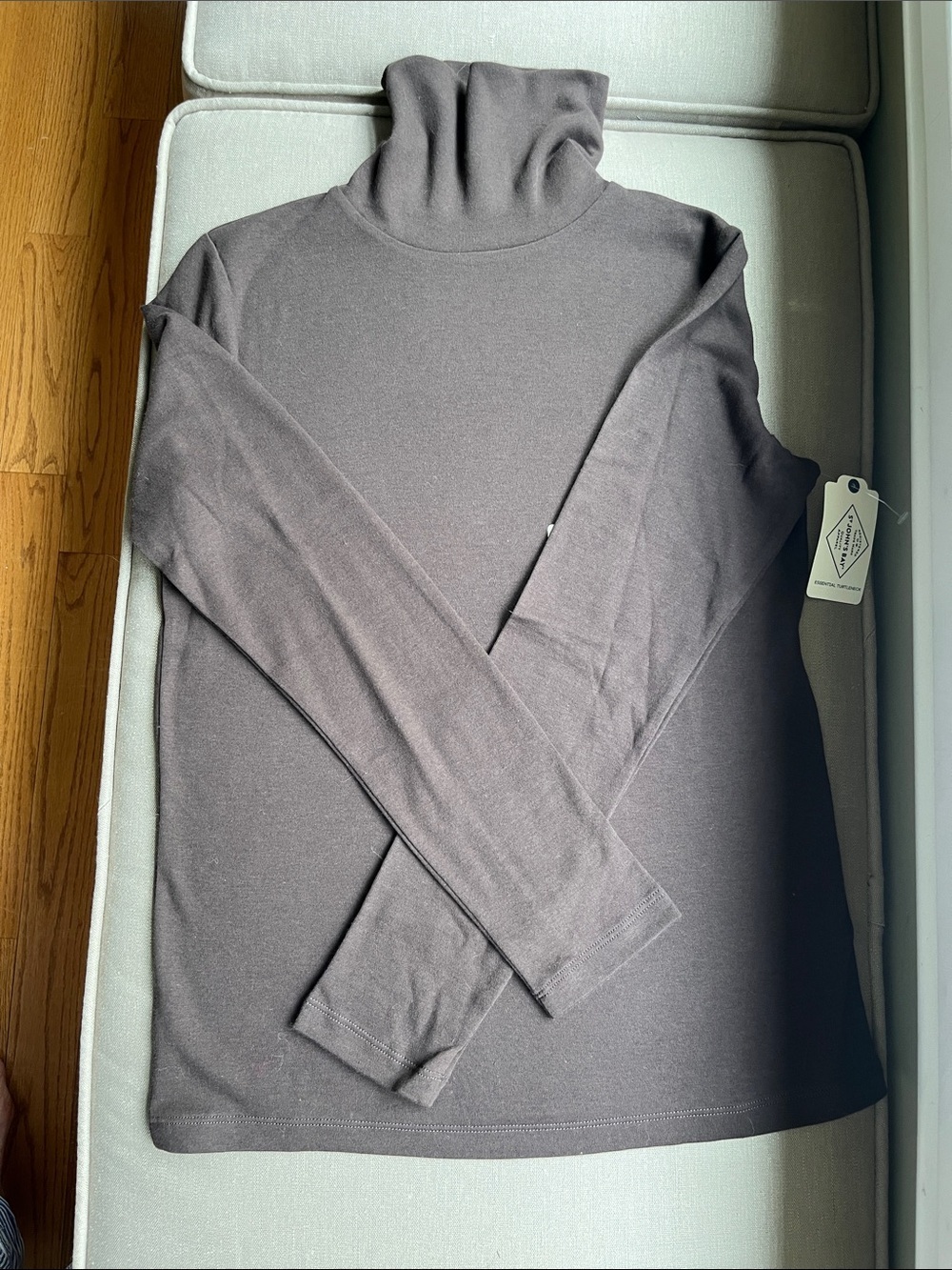 Women’s 100% Cotton Brown Turtleneck NEW Sz Small